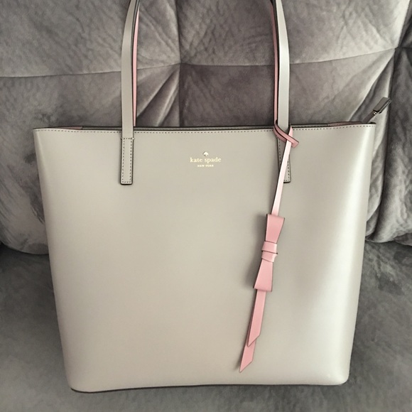 Handbags - Kate Spade Tote